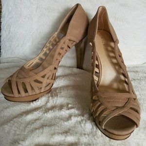 Nude Suede Platform Heels. Nine West.